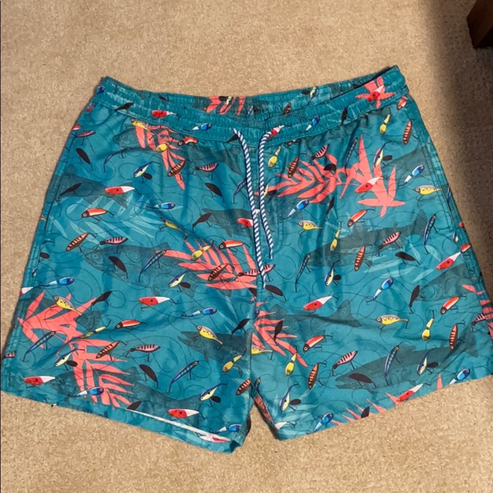Southern Tide Swim shorts